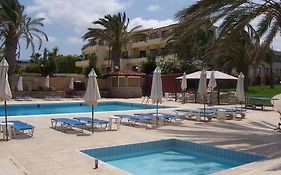 Vrachia Beach Hotel & Suites